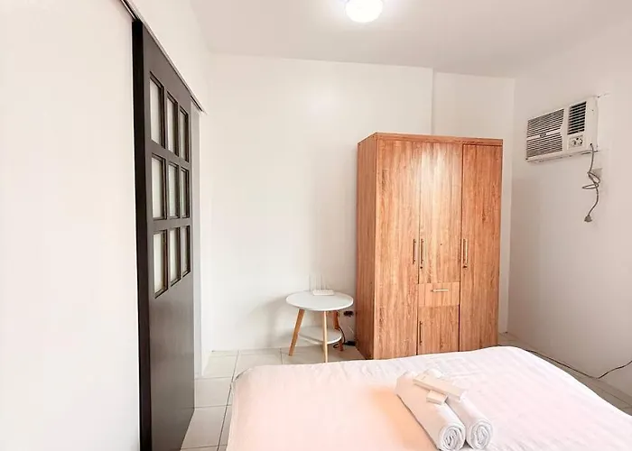 Korea Town Seaview And View Staycation Manila