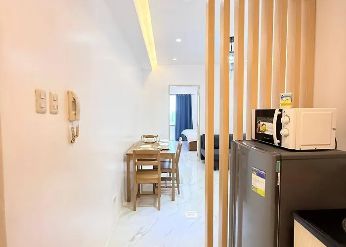 Korea Town Seaview And View Staycation 4*