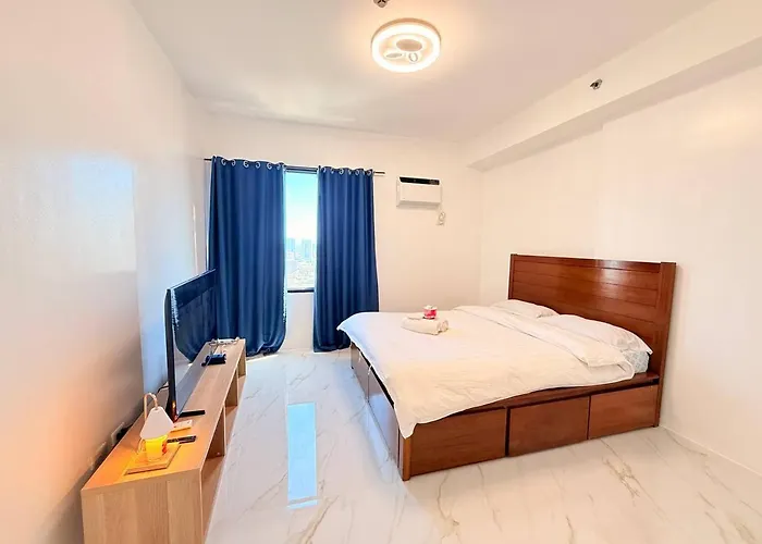 Korea Town Seaview And View Staycation 4*