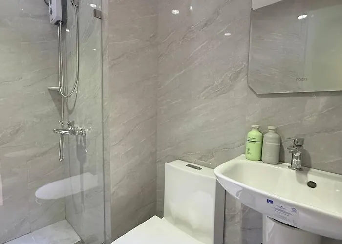 Korea Town Seaview And View Staycation Apartahotel Manila