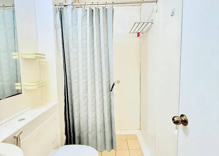 Korea Town Seaview And View Staycation 4* Manila